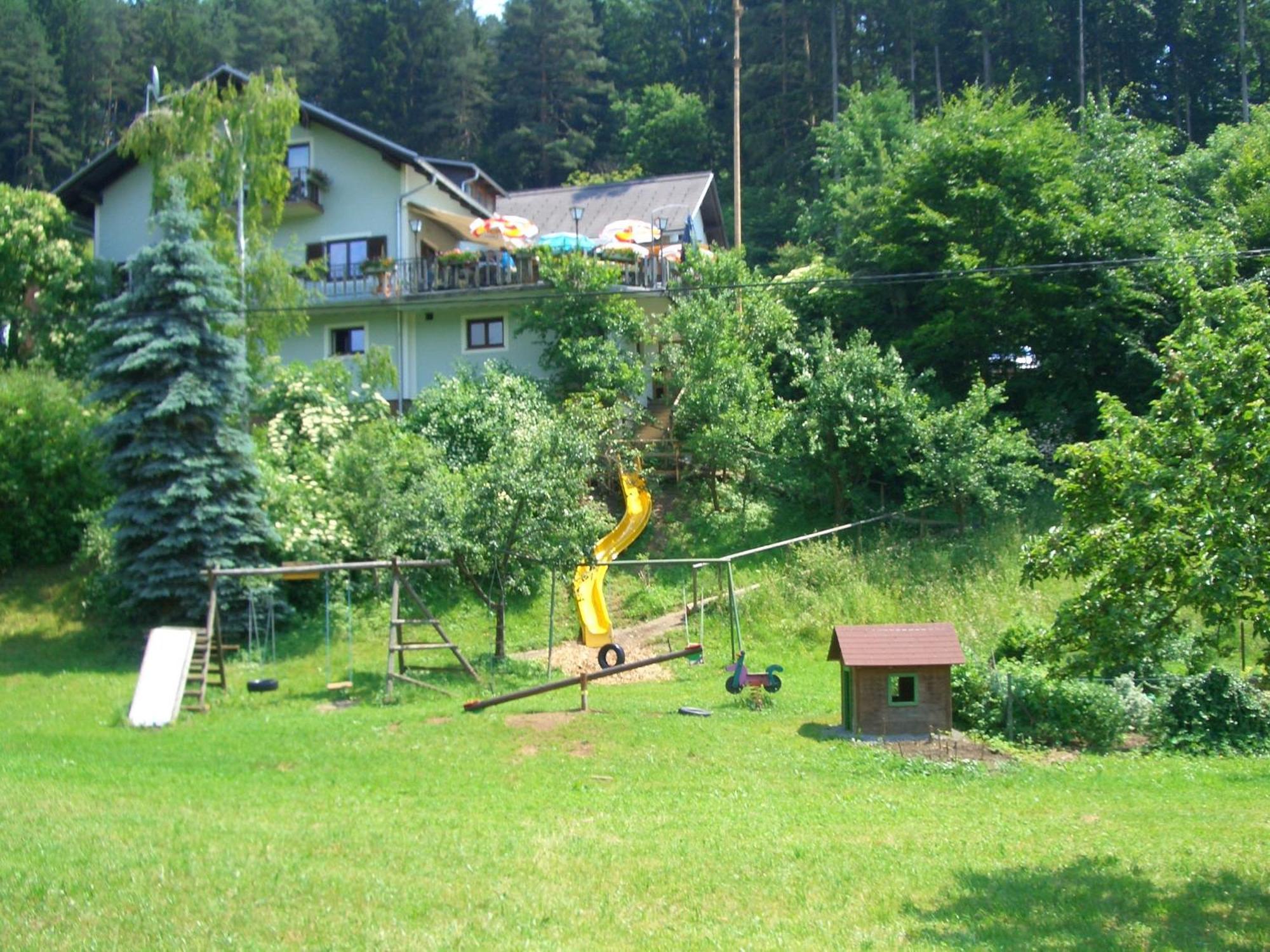 Gasthaus - Gaestehaus Schusterbauer Rein Eksteriør billede