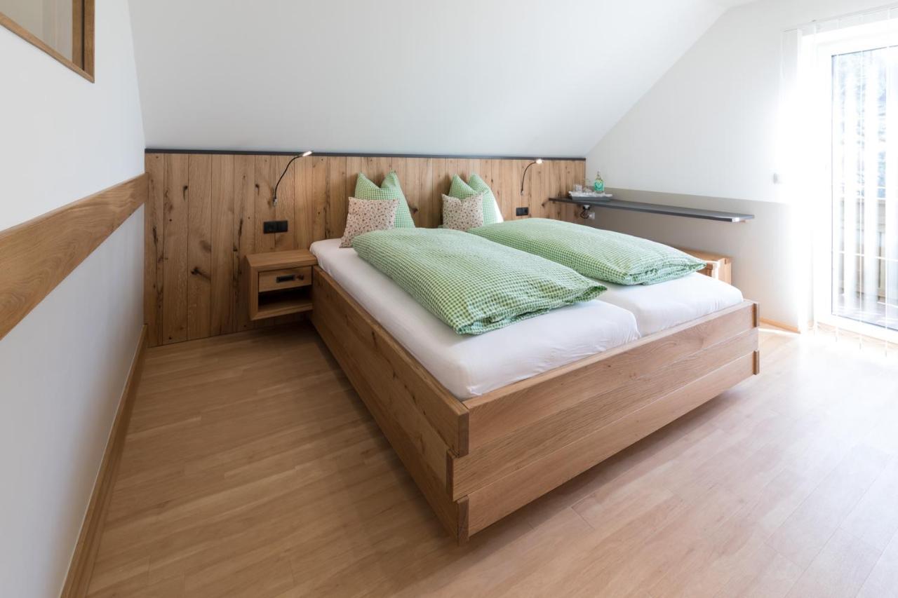 Gasthaus - Gaestehaus Schusterbauer Rein Eksteriør billede